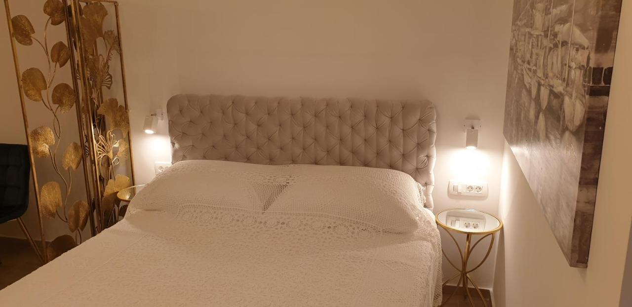 Golden Studio - Private Parking Dubrovnik Bagian luar foto